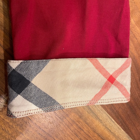 Burberry Red 3/4 sleeve top Size Large - Picture 3 of 4